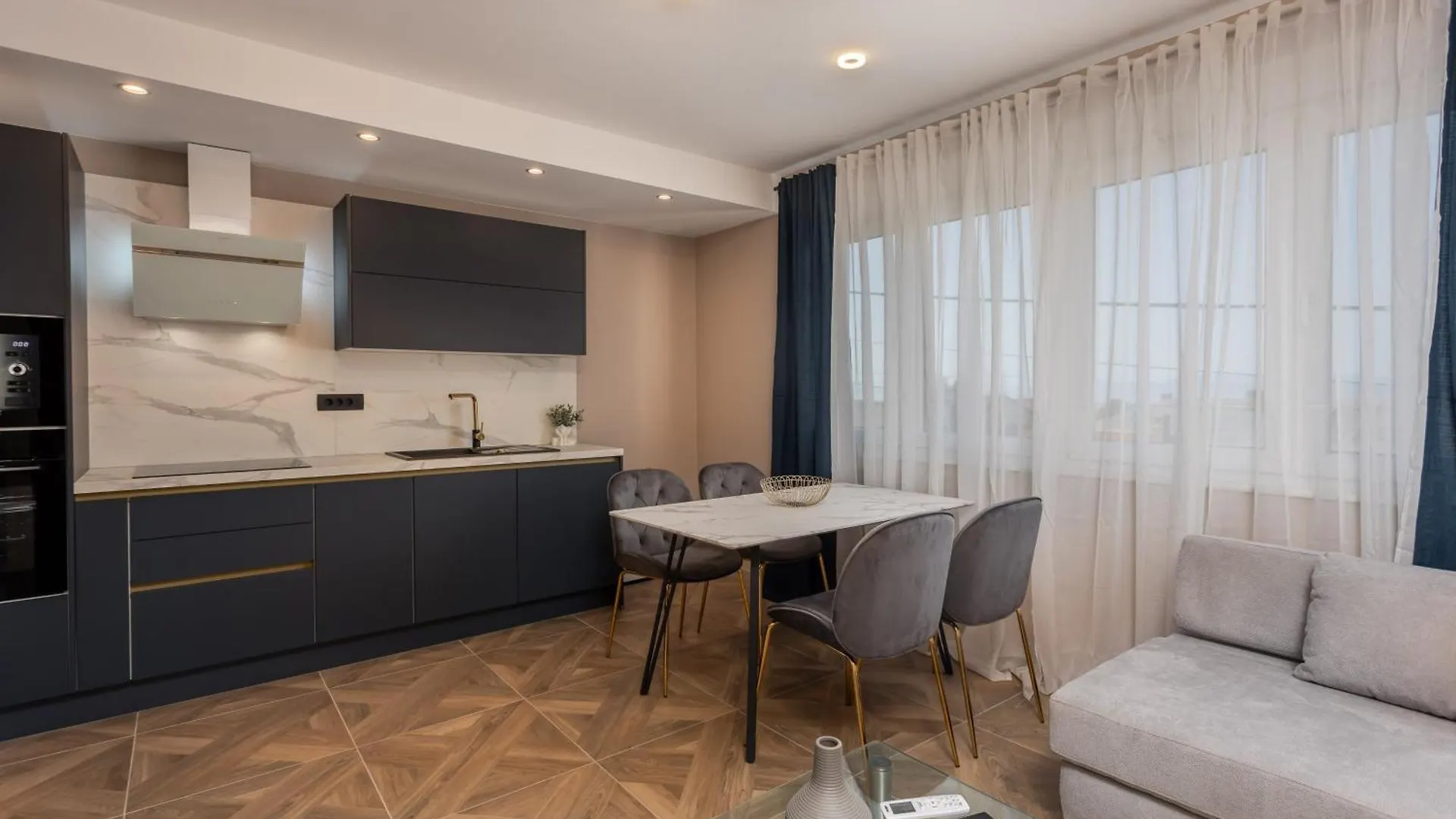 Adastra Apartments With Private Parking And Floor Heating Rijeka
